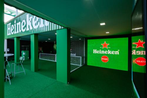 Heineken Star Bar