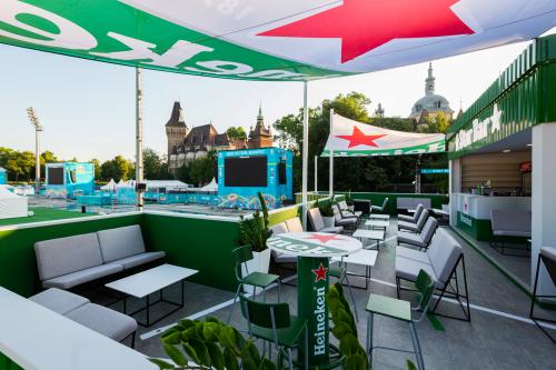 Heineken Star Bar